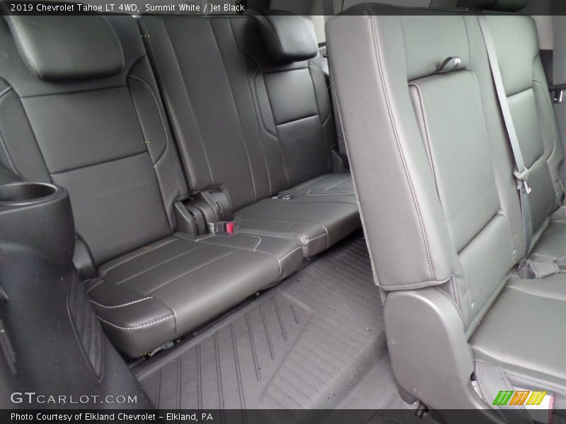 Summit White / Jet Black 2019 Chevrolet Tahoe LT 4WD
