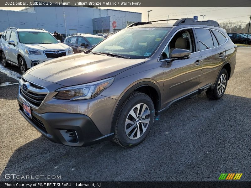 Brilliant Bronze Metallic / Warm Ivory 2021 Subaru Outback 2.5i Premium