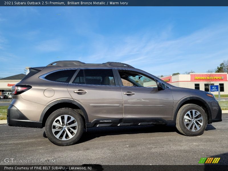 Brilliant Bronze Metallic / Warm Ivory 2021 Subaru Outback 2.5i Premium