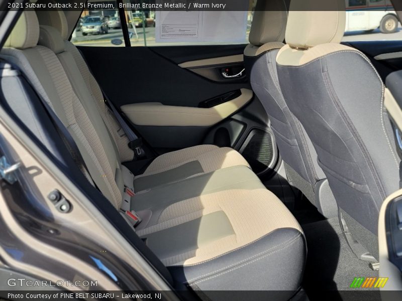 Brilliant Bronze Metallic / Warm Ivory 2021 Subaru Outback 2.5i Premium