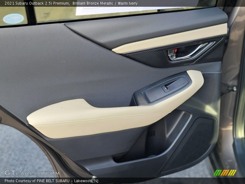 Brilliant Bronze Metallic / Warm Ivory 2021 Subaru Outback 2.5i Premium