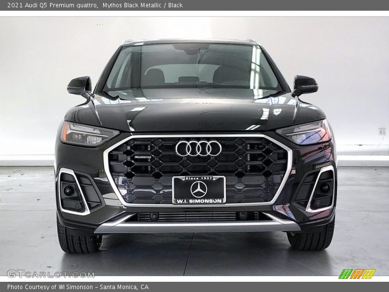 Mythos Black Metallic / Black 2021 Audi Q5 Premium quattro