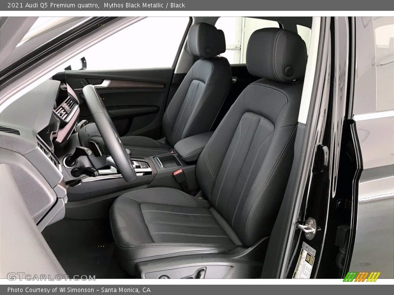 Front Seat of 2021 Q5 Premium quattro