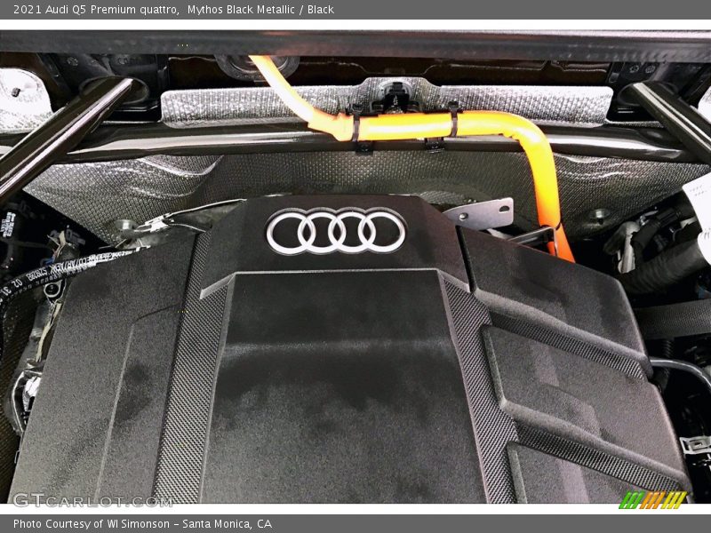 Mythos Black Metallic / Black 2021 Audi Q5 Premium quattro