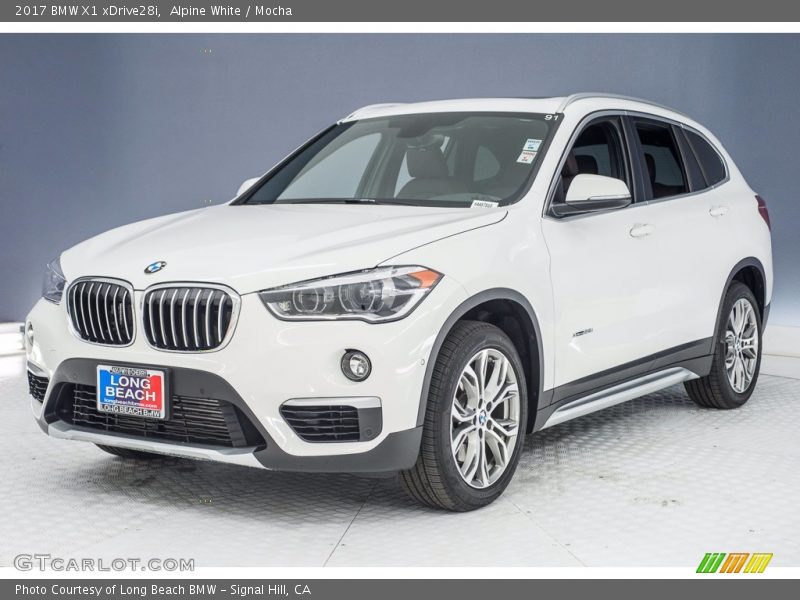 Alpine White / Mocha 2017 BMW X1 xDrive28i