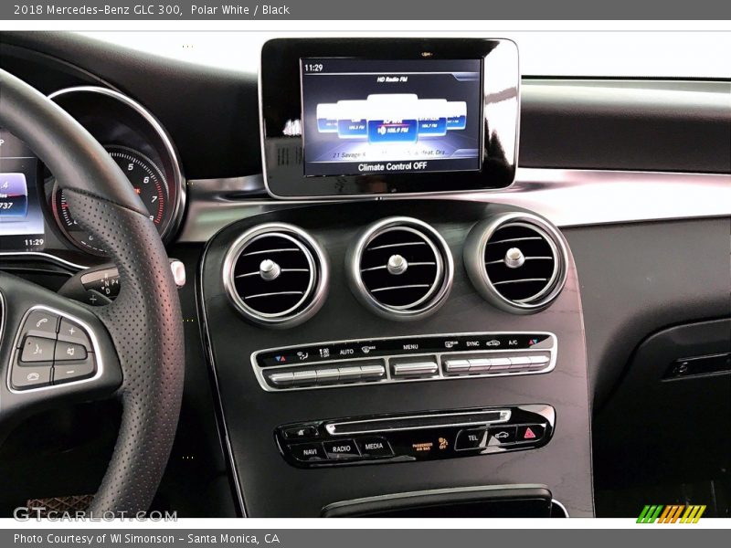 Polar White / Black 2018 Mercedes-Benz GLC 300