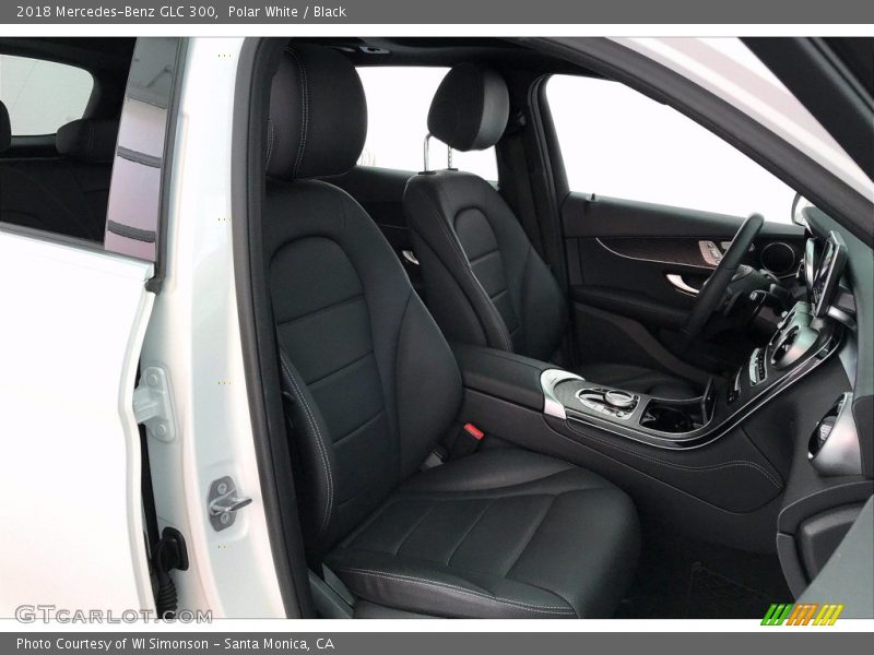 Polar White / Black 2018 Mercedes-Benz GLC 300