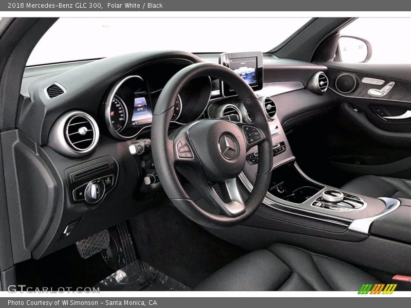 Polar White / Black 2018 Mercedes-Benz GLC 300