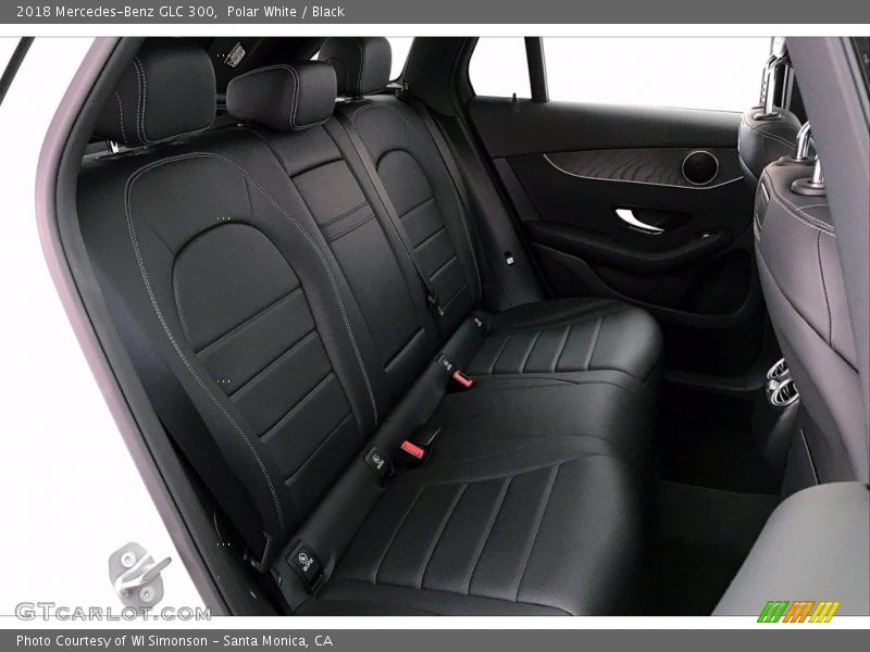 Polar White / Black 2018 Mercedes-Benz GLC 300
