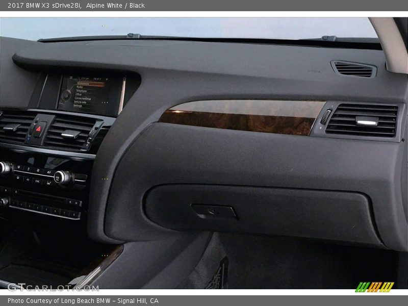 Alpine White / Black 2017 BMW X3 sDrive28i