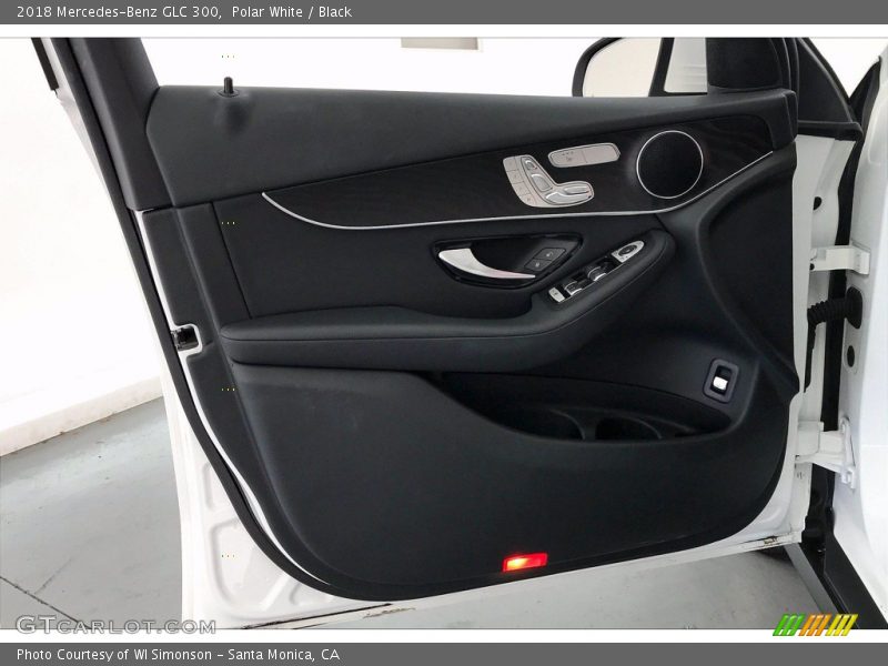 Polar White / Black 2018 Mercedes-Benz GLC 300