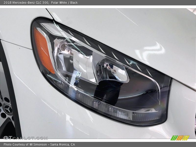 Polar White / Black 2018 Mercedes-Benz GLC 300