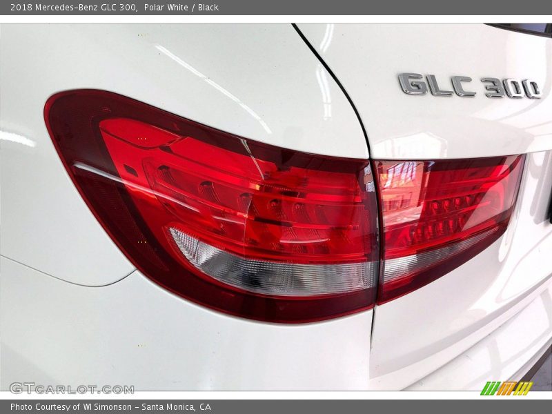 Polar White / Black 2018 Mercedes-Benz GLC 300