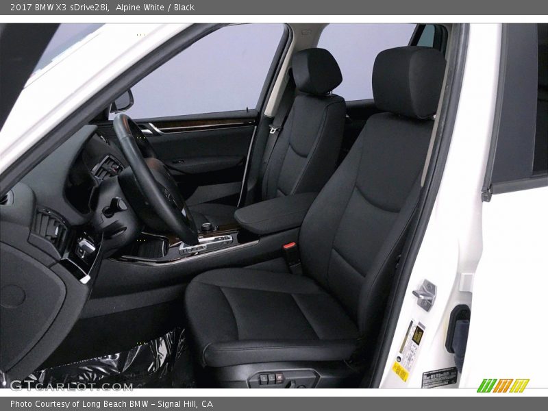 Alpine White / Black 2017 BMW X3 sDrive28i