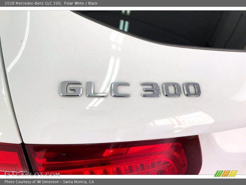 Polar White / Black 2018 Mercedes-Benz GLC 300