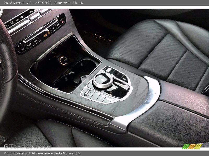 Polar White / Black 2018 Mercedes-Benz GLC 300