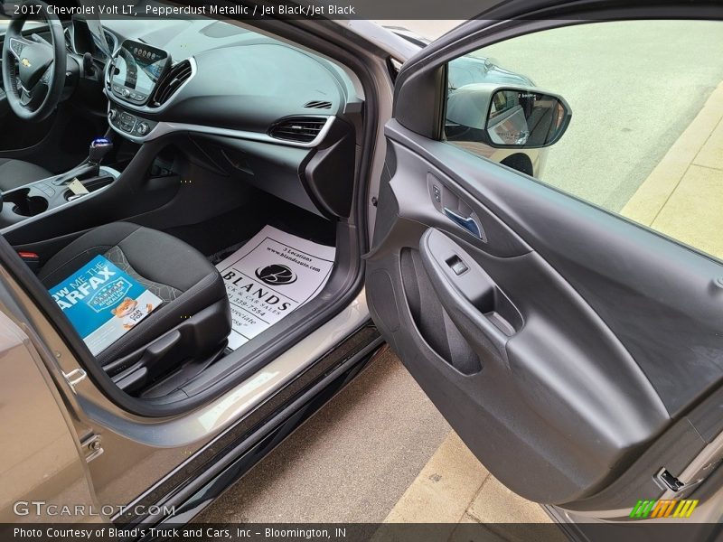 Pepperdust Metallic / Jet Black/Jet Black 2017 Chevrolet Volt LT