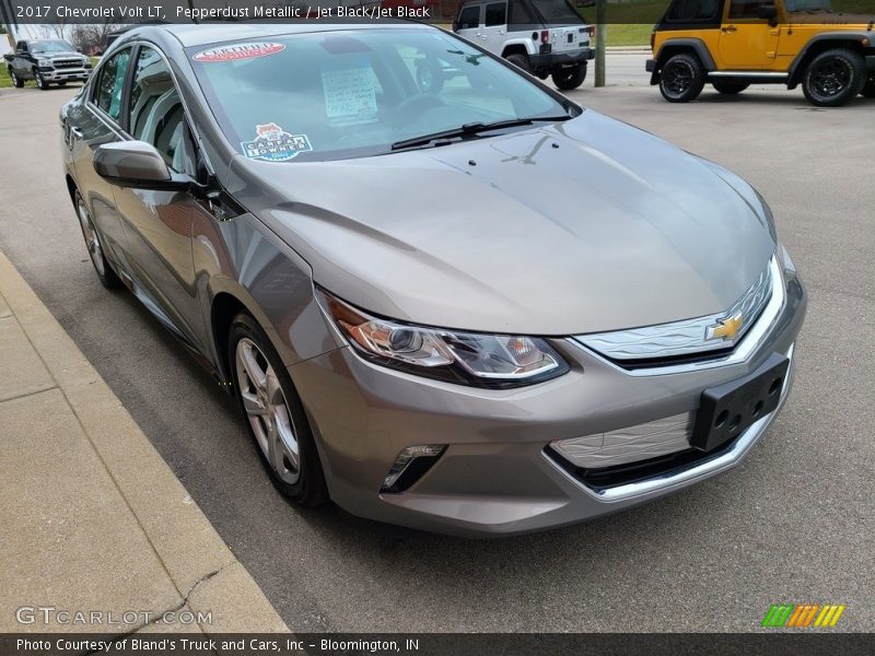 Pepperdust Metallic / Jet Black/Jet Black 2017 Chevrolet Volt LT