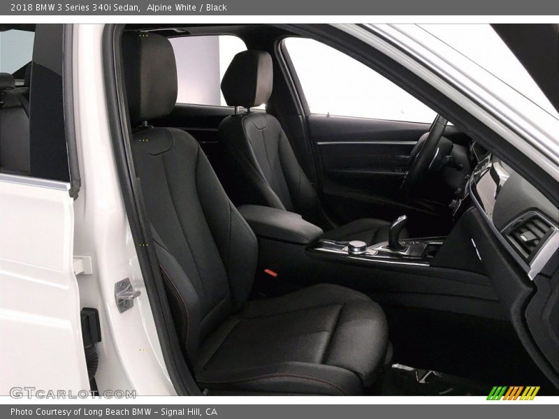 Alpine White / Black 2018 BMW 3 Series 340i Sedan