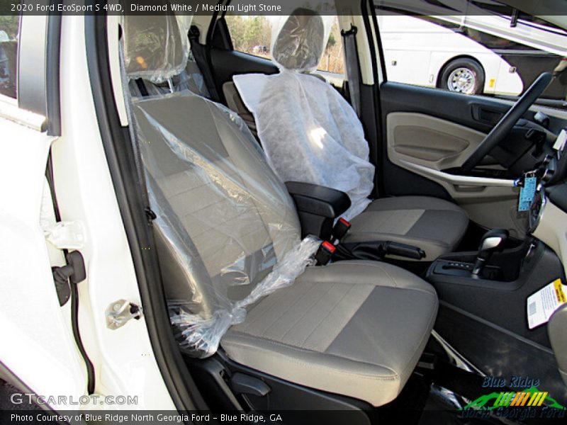 Diamond White / Medium Light Stone 2020 Ford EcoSport S 4WD