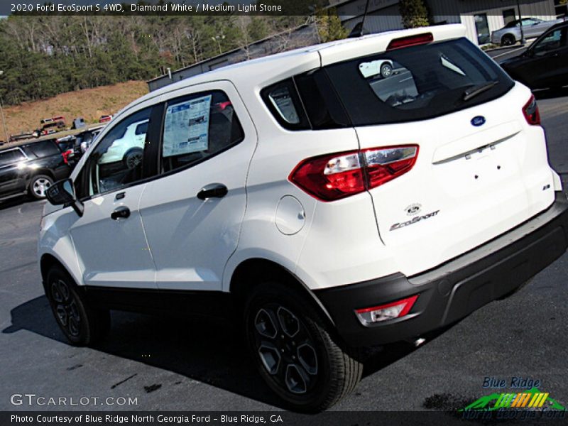 Diamond White / Medium Light Stone 2020 Ford EcoSport S 4WD