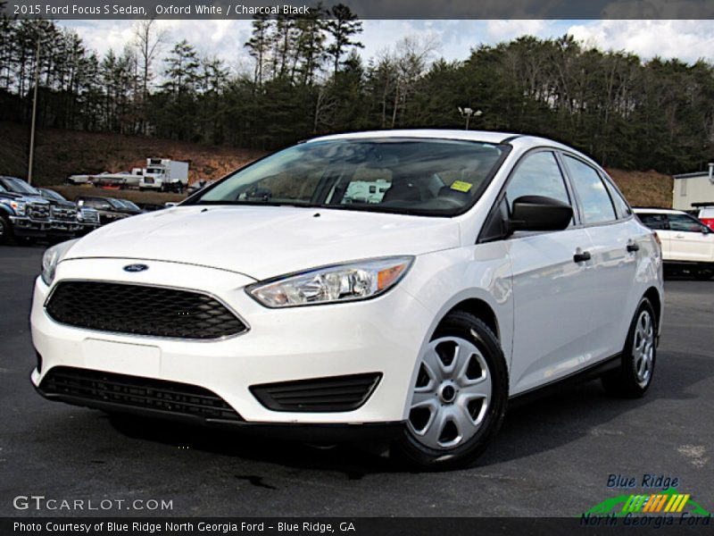 Oxford White / Charcoal Black 2015 Ford Focus S Sedan
