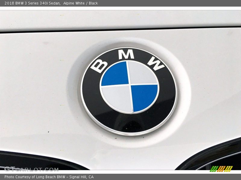 Alpine White / Black 2018 BMW 3 Series 340i Sedan