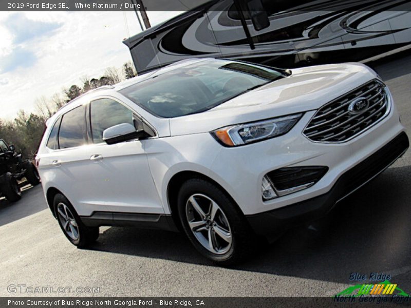 White Platinum / Dune 2019 Ford Edge SEL