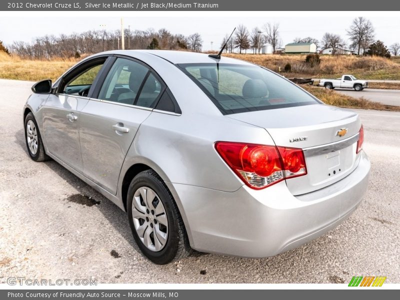 Silver Ice Metallic / Jet Black/Medium Titanium 2012 Chevrolet Cruze LS