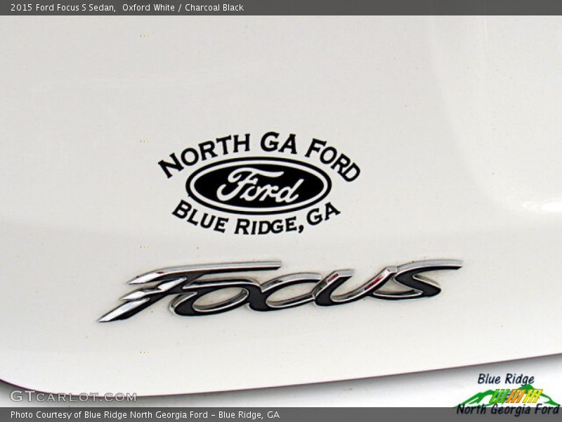 Oxford White / Charcoal Black 2015 Ford Focus S Sedan