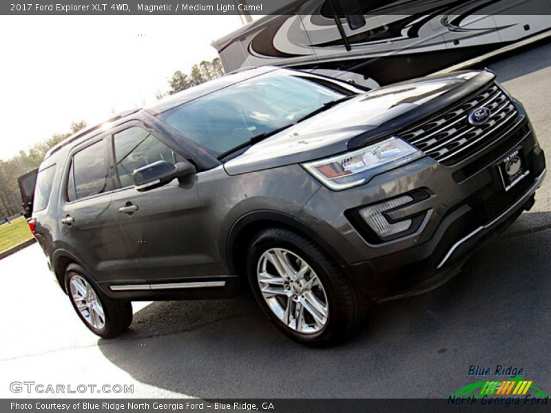Magnetic / Medium Light Camel 2017 Ford Explorer XLT 4WD