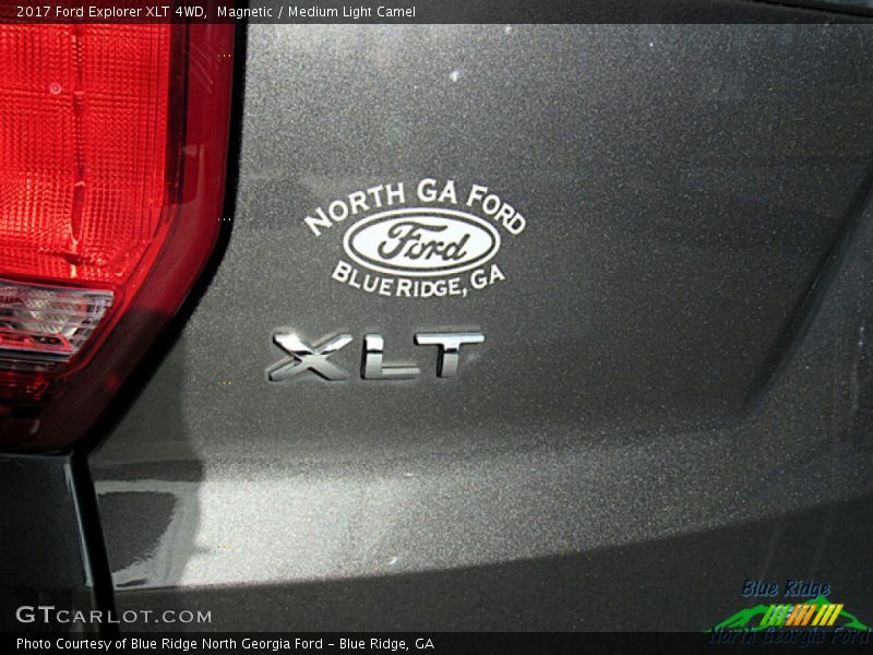 Magnetic / Medium Light Camel 2017 Ford Explorer XLT 4WD