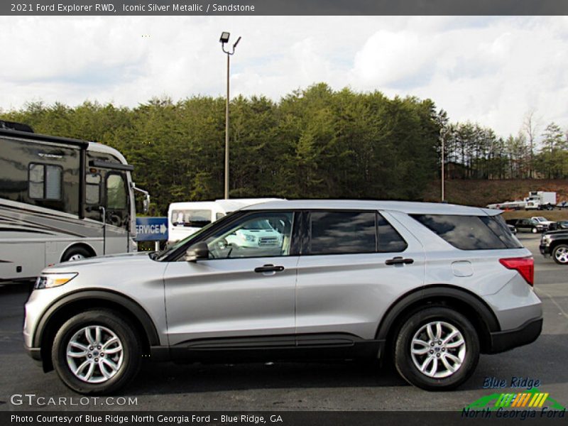 Iconic Silver Metallic / Sandstone 2021 Ford Explorer RWD