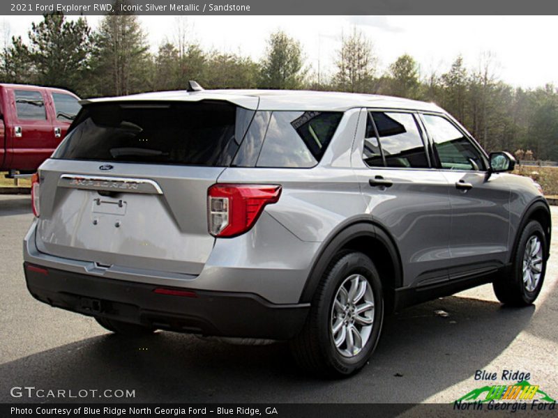 Iconic Silver Metallic / Sandstone 2021 Ford Explorer RWD