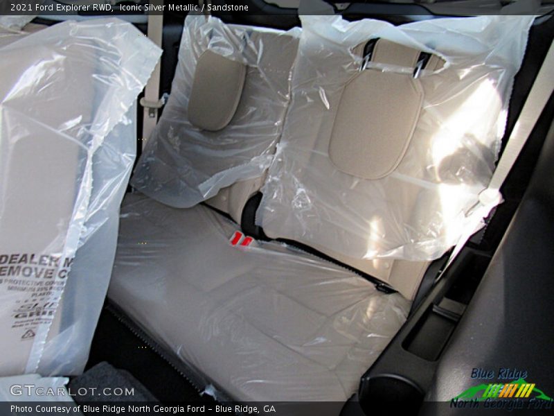 Iconic Silver Metallic / Sandstone 2021 Ford Explorer RWD
