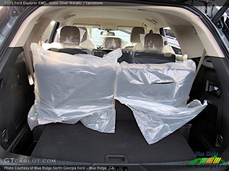 Iconic Silver Metallic / Sandstone 2021 Ford Explorer RWD