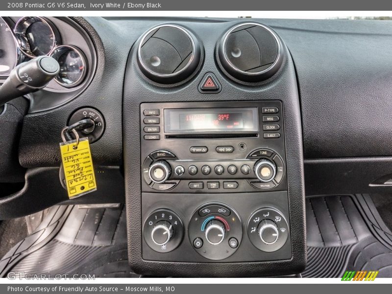Ivory White / Ebony Black 2008 Pontiac G6 V6 Sedan