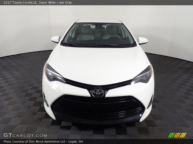 Super White / Ash Gray 2017 Toyota Corolla LE