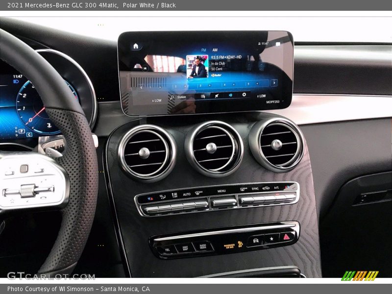 Polar White / Black 2021 Mercedes-Benz GLC 300 4Matic