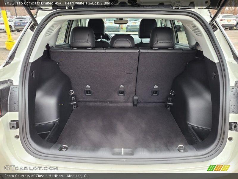 Pearl White Tri–Coat / Black 2021 Jeep Compass Limited 4x4