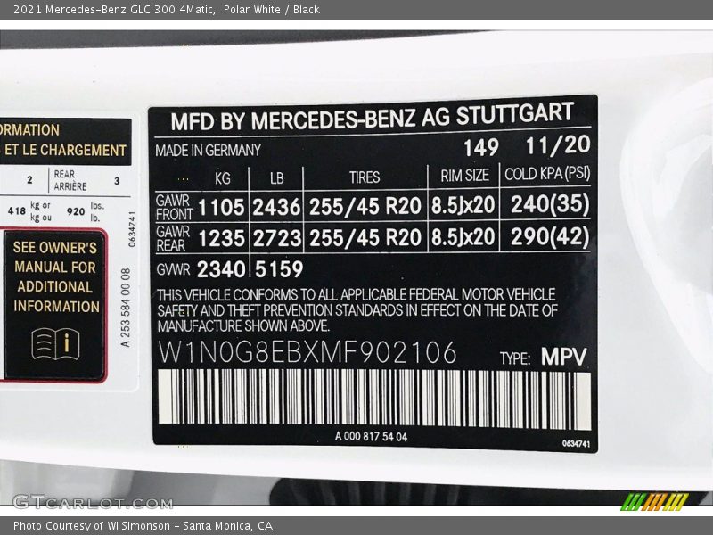 Polar White / Black 2021 Mercedes-Benz GLC 300 4Matic