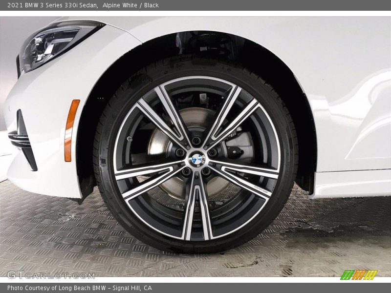 Alpine White / Black 2021 BMW 3 Series 330i Sedan