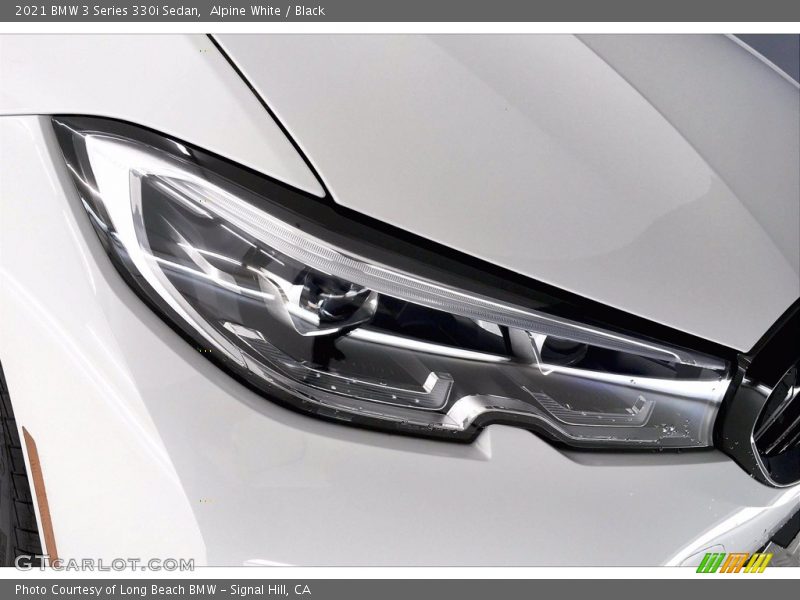 Alpine White / Black 2021 BMW 3 Series 330i Sedan