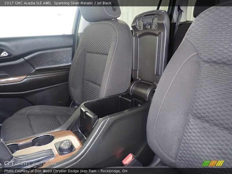 Sparkling Silver Metallic / Jet Black 2017 GMC Acadia SLE AWD