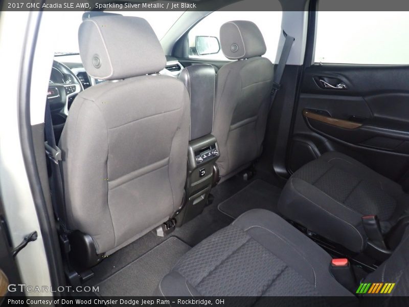 Sparkling Silver Metallic / Jet Black 2017 GMC Acadia SLE AWD