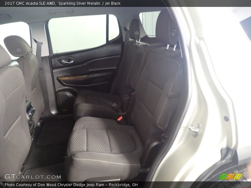 Sparkling Silver Metallic / Jet Black 2017 GMC Acadia SLE AWD