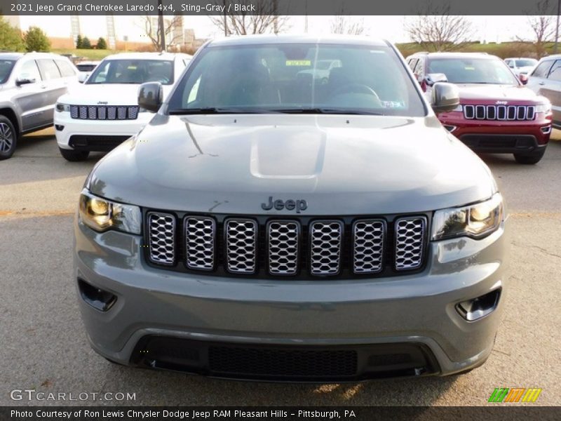Sting-Gray / Black 2021 Jeep Grand Cherokee Laredo 4x4