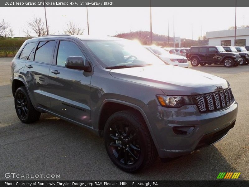 Sting-Gray / Black 2021 Jeep Grand Cherokee Laredo 4x4