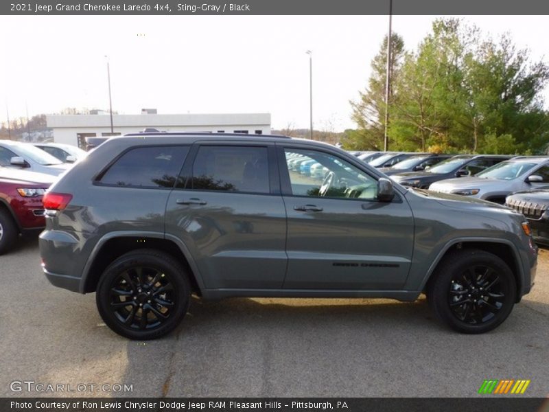 Sting-Gray / Black 2021 Jeep Grand Cherokee Laredo 4x4