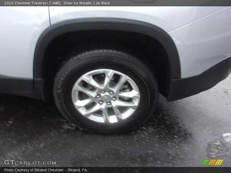 Silver Ice Metallic / Jet Black 2020 Chevrolet Traverse LT AWD